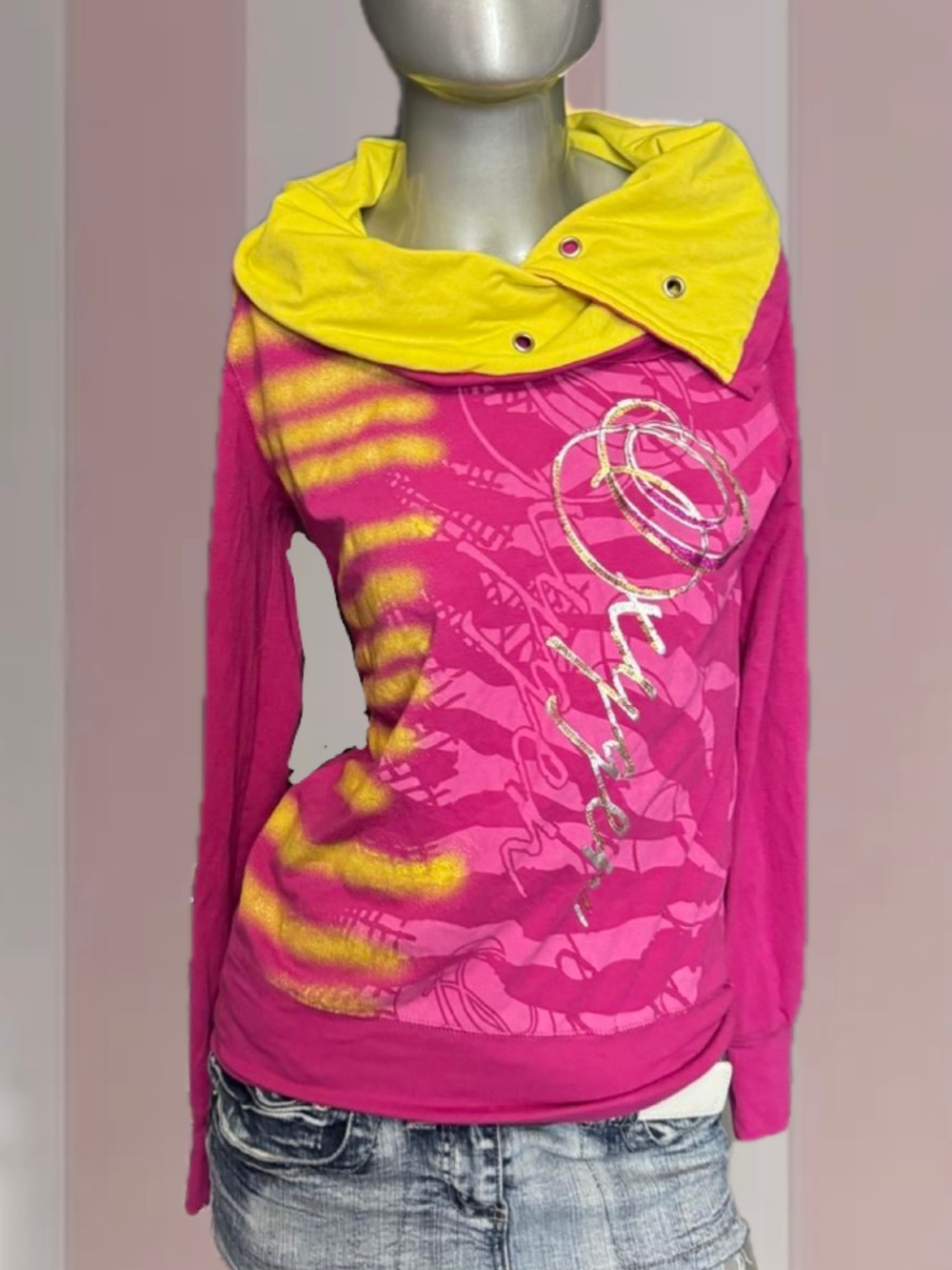 Oxygen Y2K Pink/Yellow Cow Neck Sweatshirt